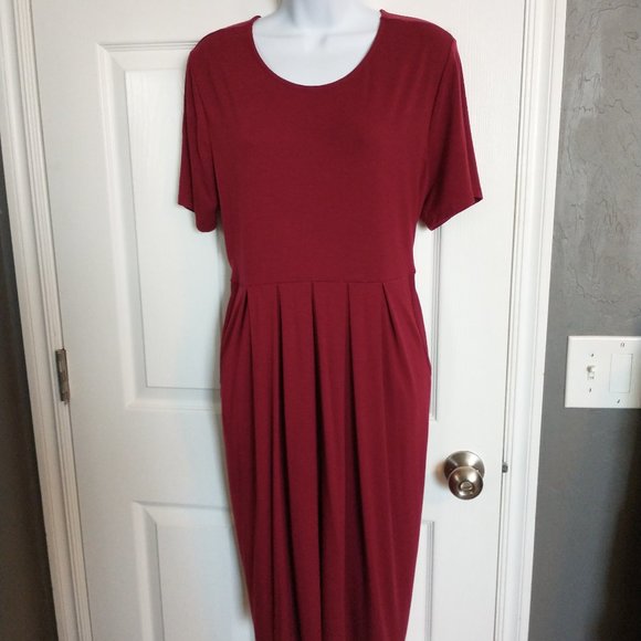 Dresses & Skirts - Dark Red Dress